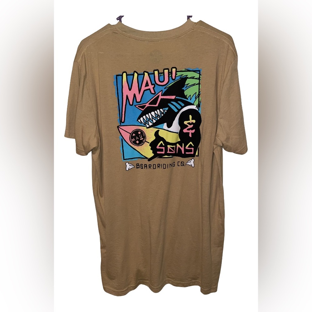 Maui and sons tshirt